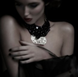 model wearing black onyx vintage pendant - necklace - Danielle Zanetti Designs